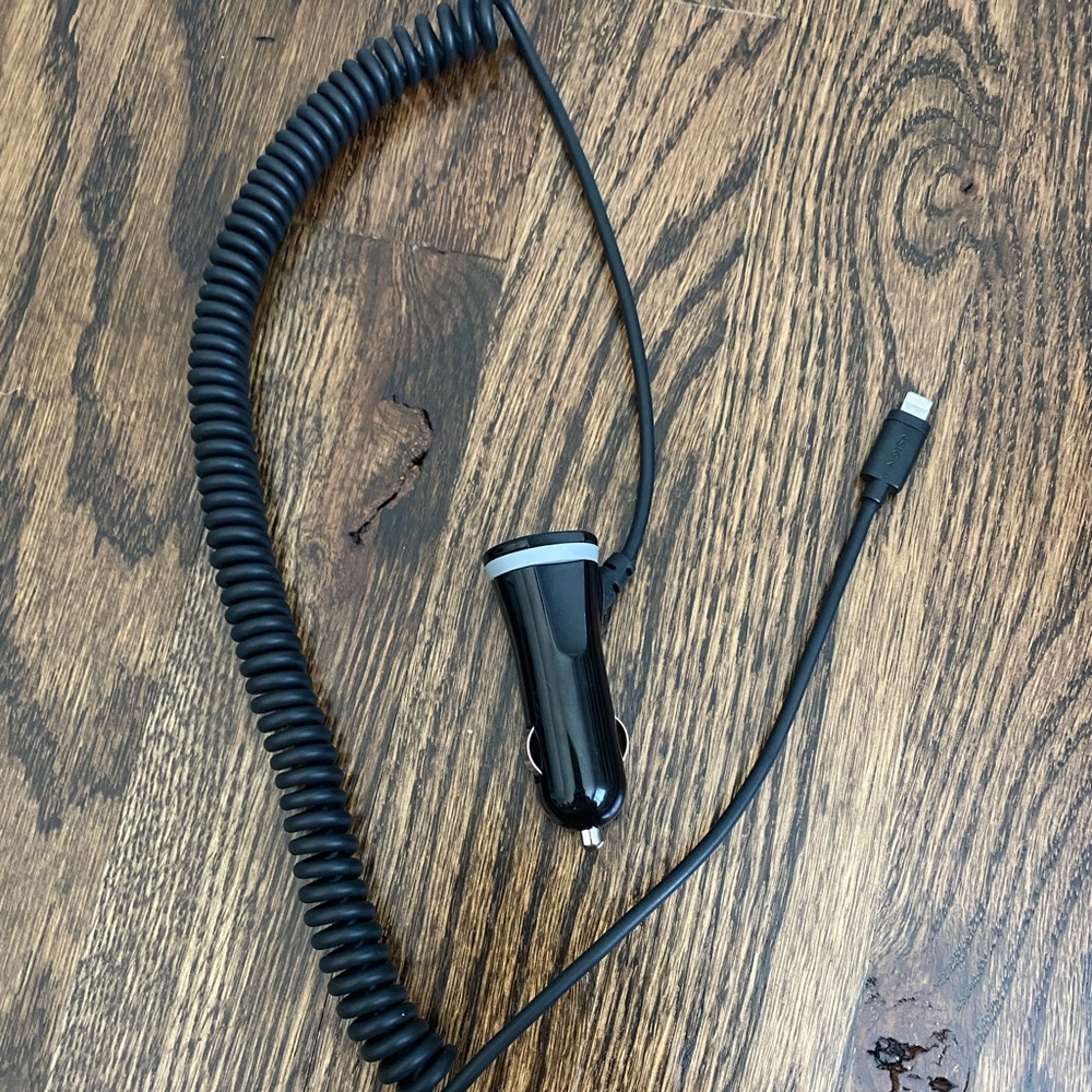 [Insignia] Car Cigarette Electric Charger